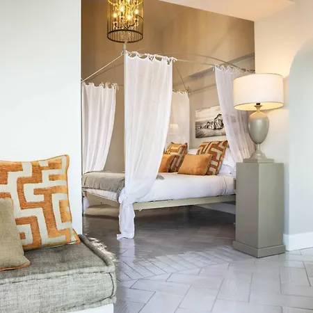 Cliffside Manor Villa *