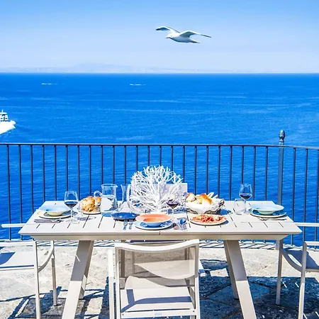 Cliffside Manor Villa *