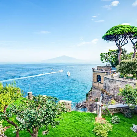Villa Cliffside Manor *
